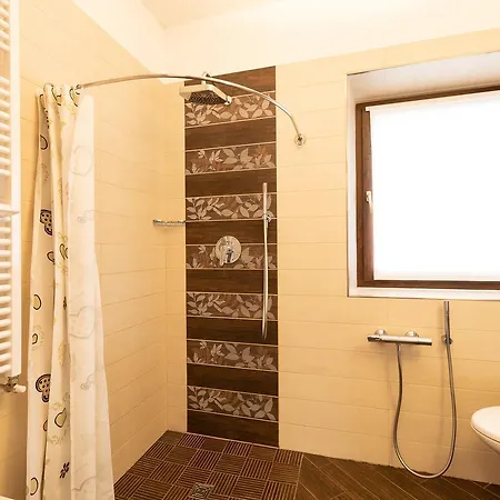 Pianeta Oro Avamposto Meteo Apartman
